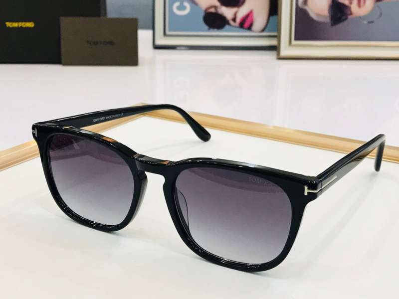 Picture of Tom Ford Sunglasses _SKUfw52141148fw